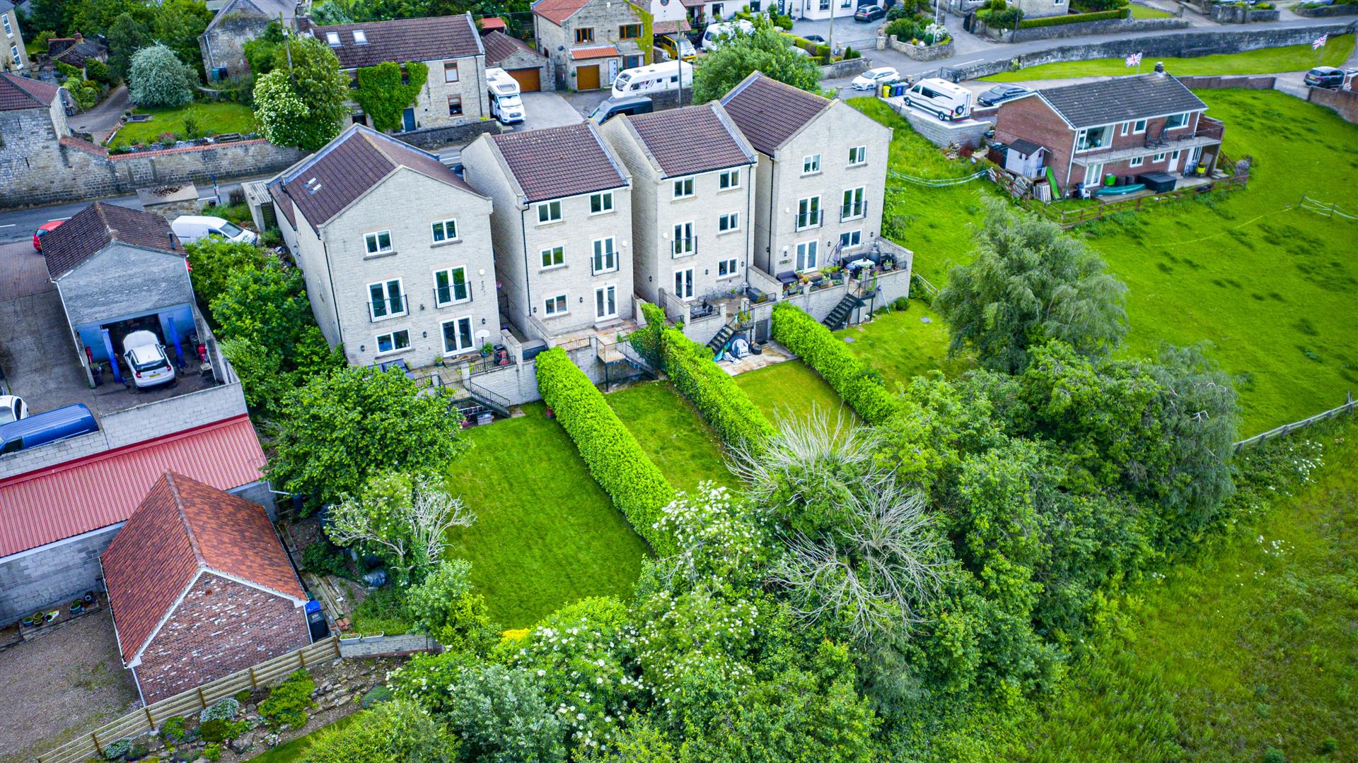 4, Greaves Sike Lane, Micklebring, Rotherham, S66 7RR