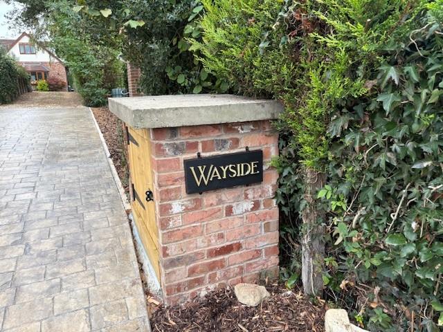 Wayside, Woodall Lane, Harthill, S26 7YQ