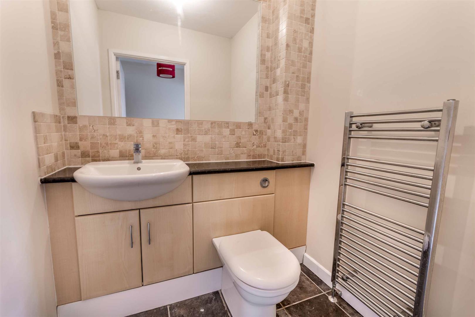 4, Greaves Sike Lane, Micklebring, Rotherham, S66 7RR