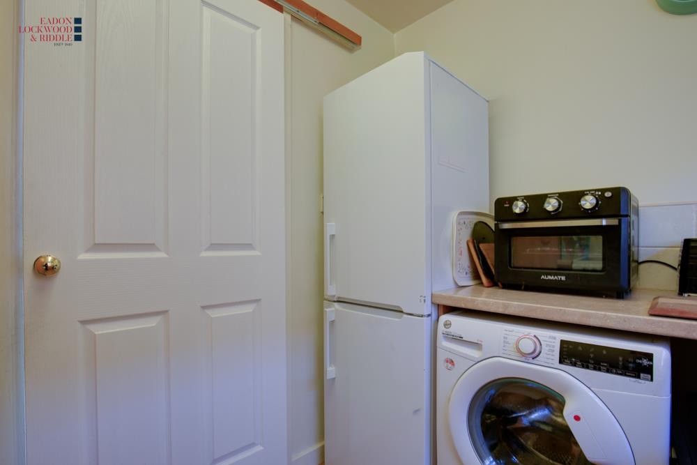 12, Marlowe Close, Bramley, Rotherham, S66 1WB