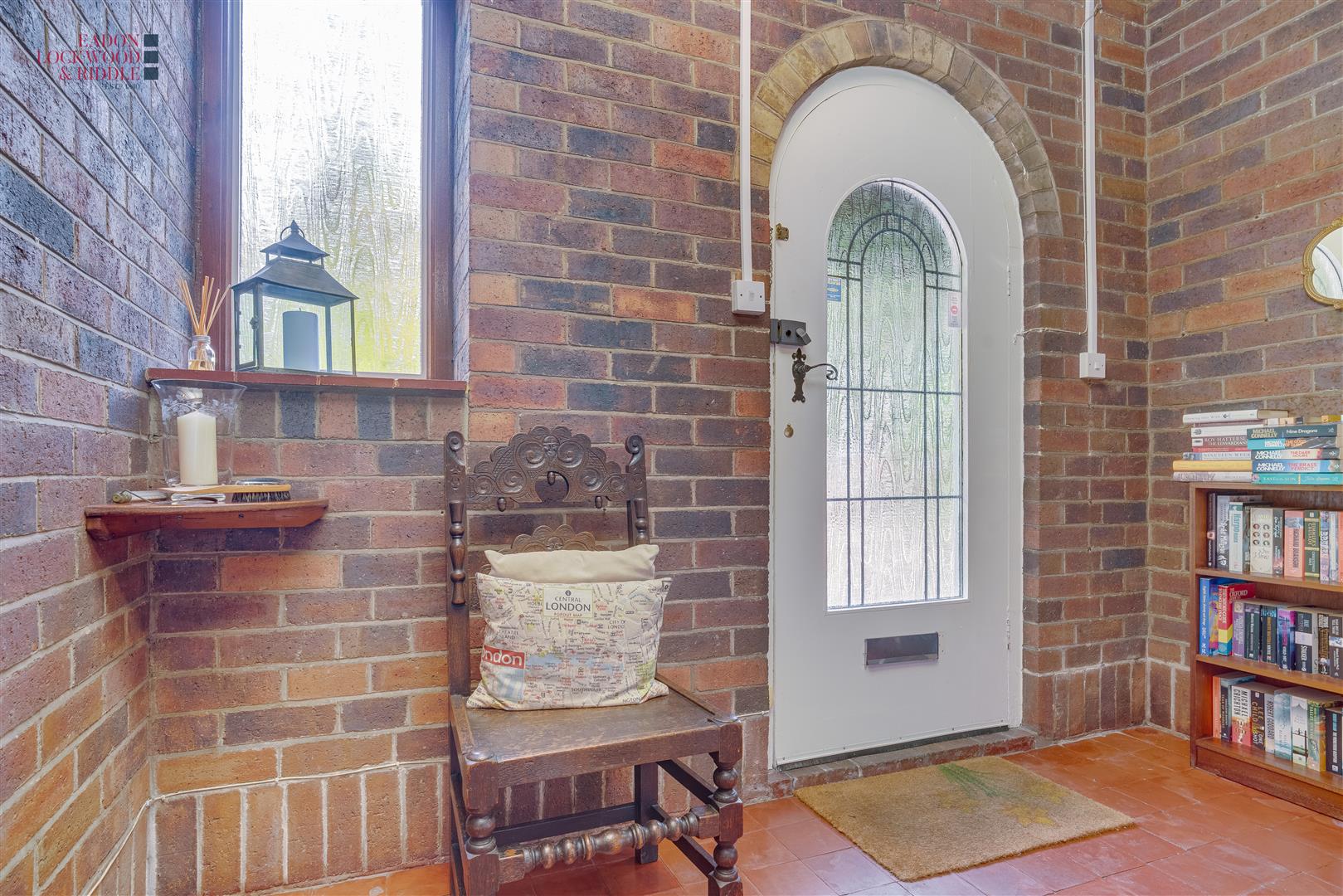 Farndale, Sitwell Grove, Rotherham, S60 3AY