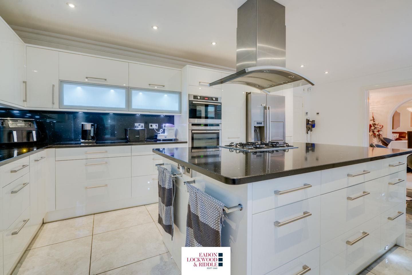 68, Queensway, Moorgate, Rotherham, S60 3EE