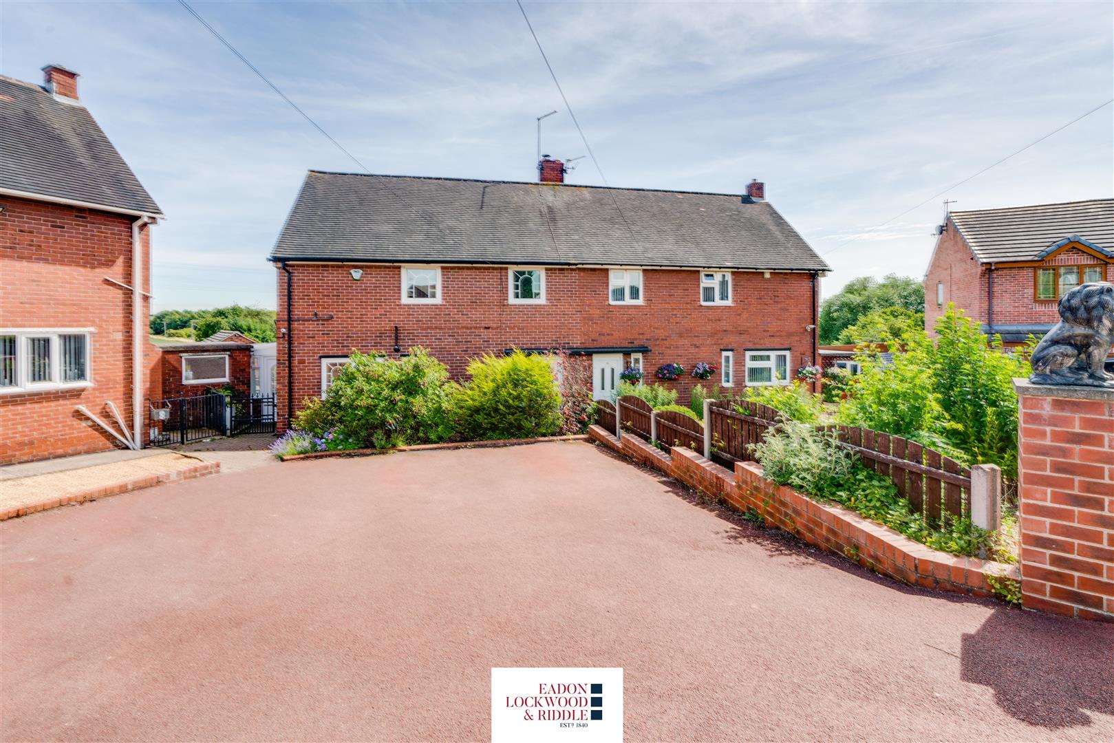 9, Lesmond Crescent, Little Houghton, Barnsley, S72 0EZ