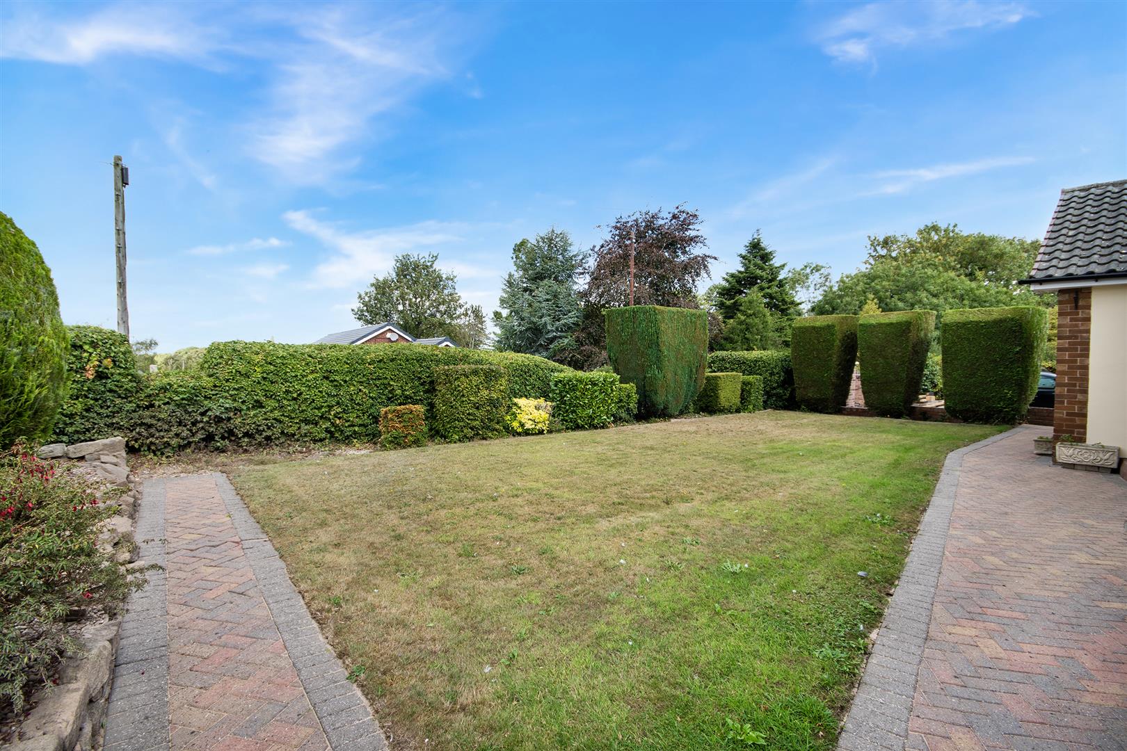 4, Garden Lane, Ravenfield, Rotherham, S65 4ND