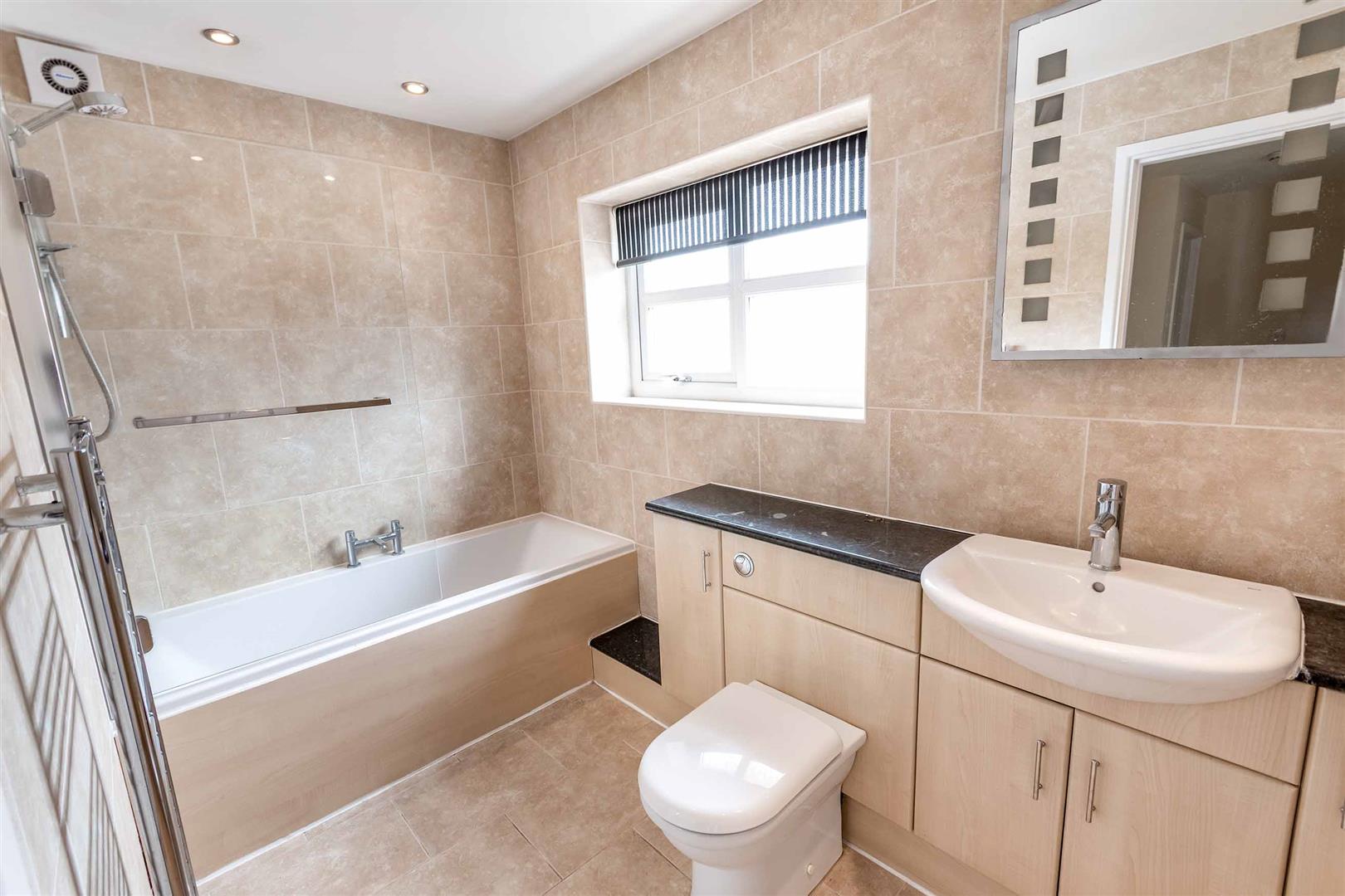 4, Greaves Sike Lane, Micklebring, Rotherham, S66 7RR