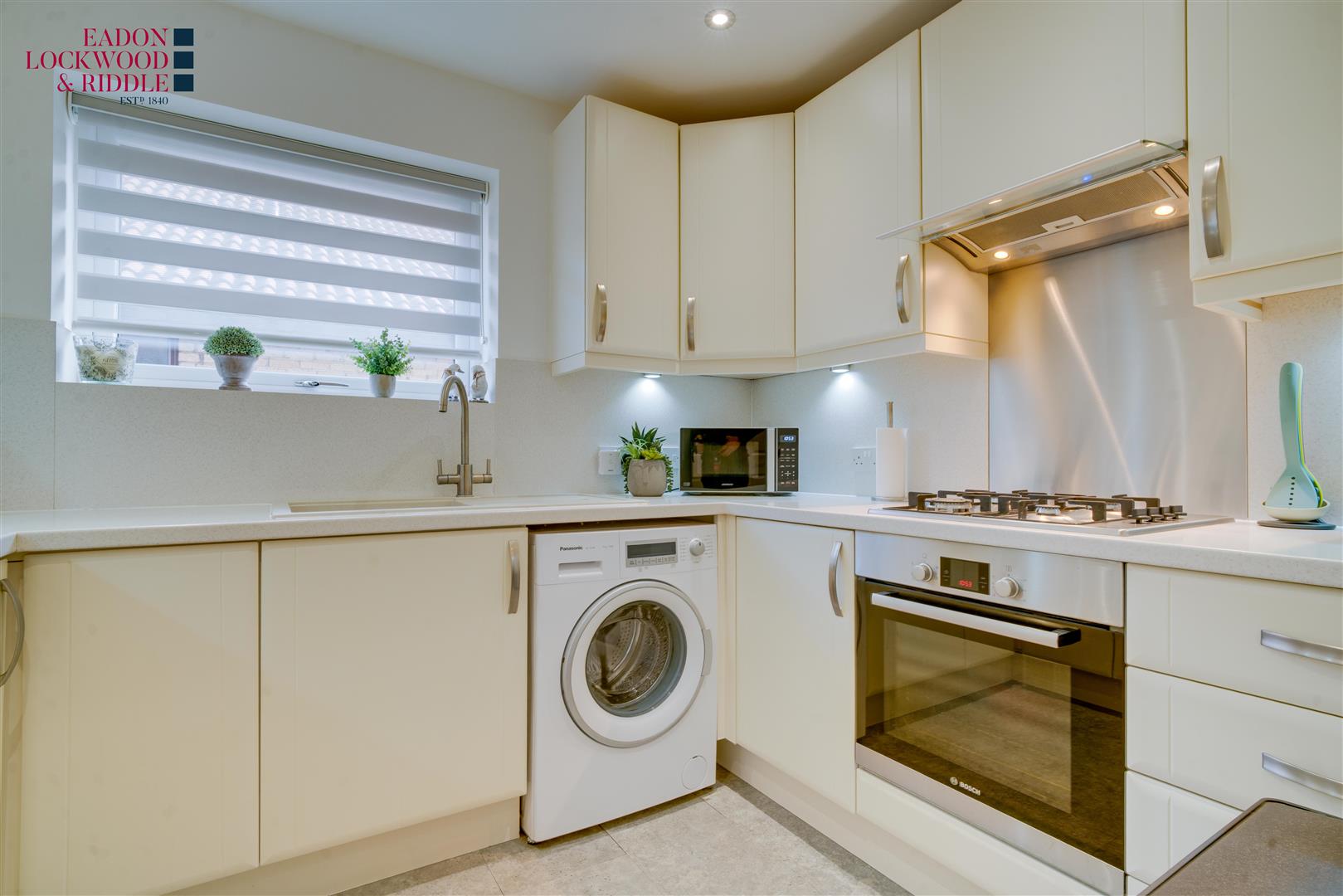 19, Radford Close, Ravenfield, Rotherham, S65 4LD