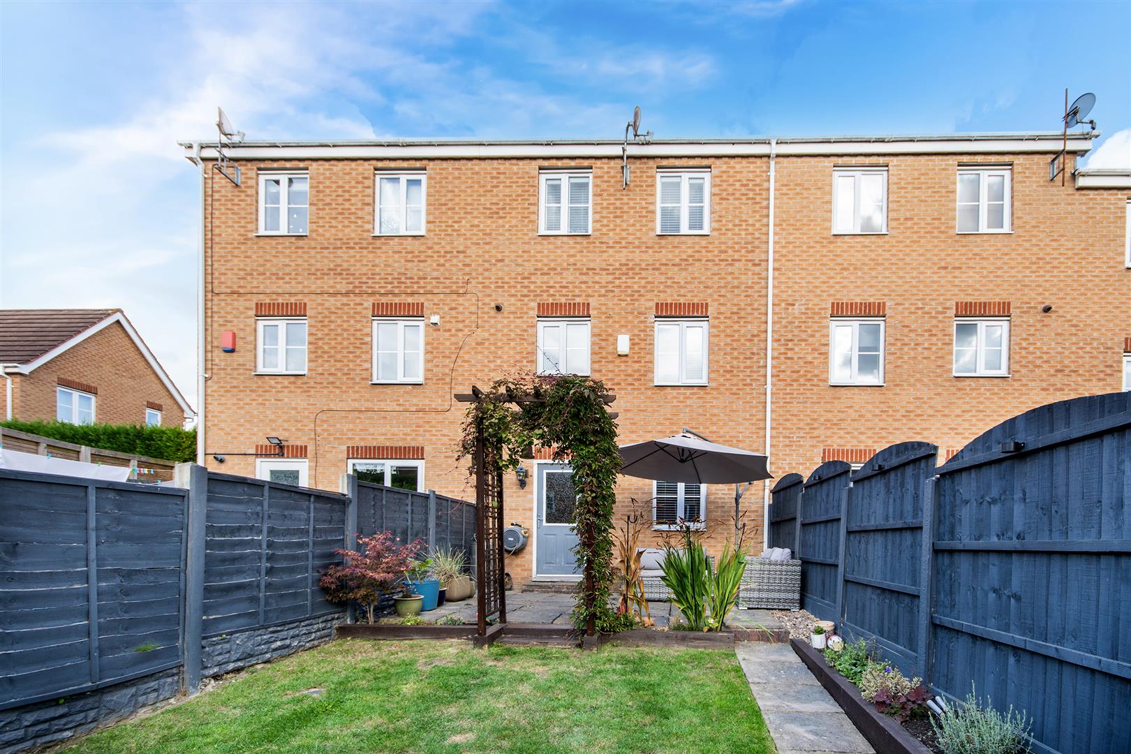 6, Silverwood Close, Sunnyside, Rotherham, S66 3SE
