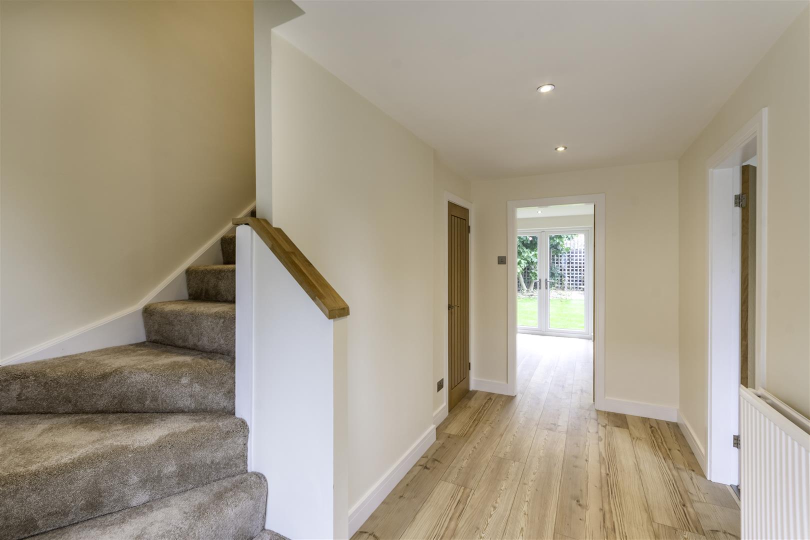 2, Whiston Green, Whiston, Rotherham, S60 4JX