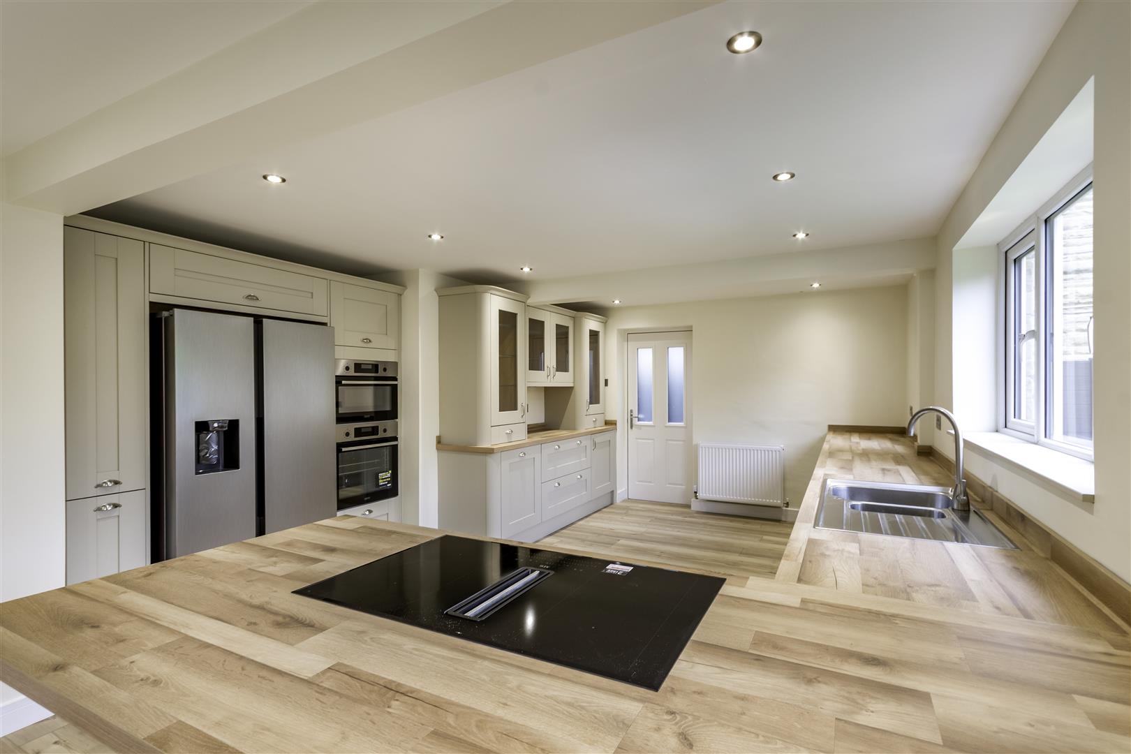 2, Whiston Green, Whiston, Rotherham, S60 4JX