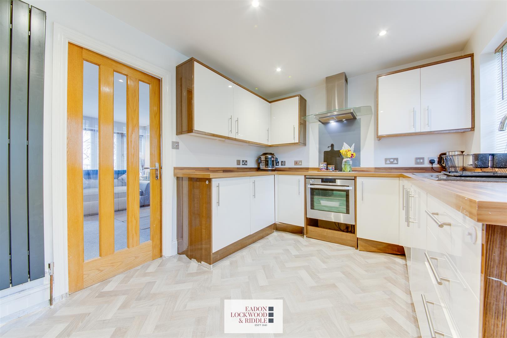 28, Vicarage Close, Rotherham, S65 3QL