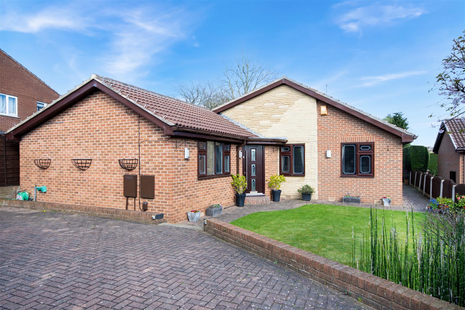 16, Moorhouse Close, Whiston, Rotherham, S60 4NN