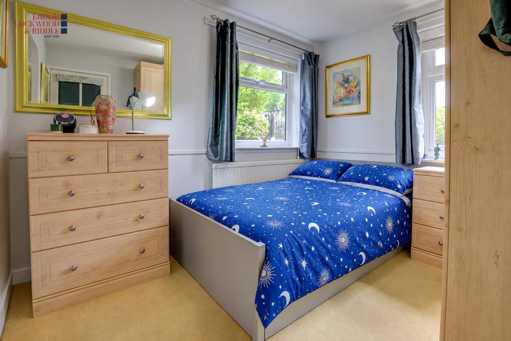 16, Shoreham Drive, Rotherham, S60 3DS