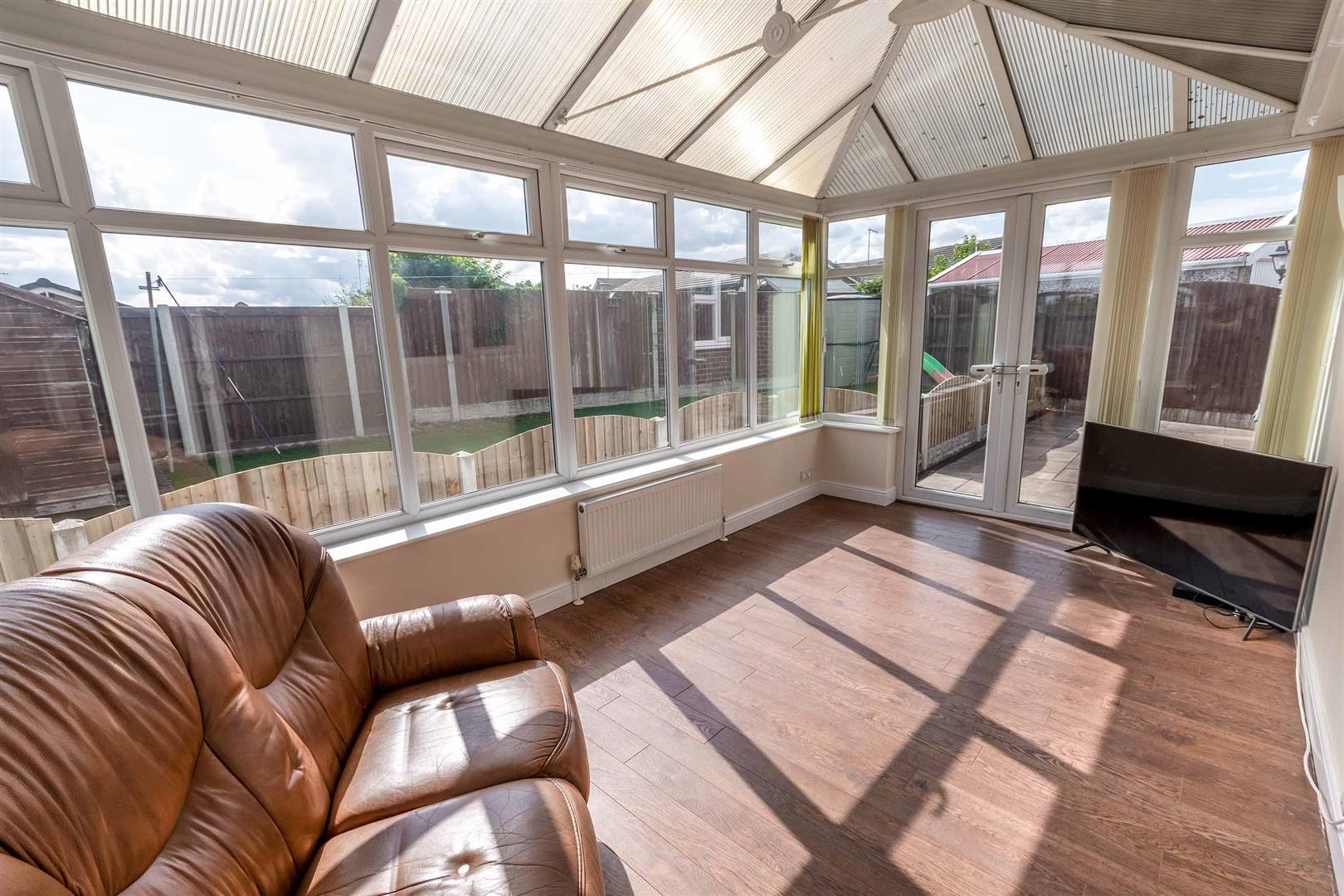 53, Holyrood Rise, Bramley, Rotherham, S66 3QB