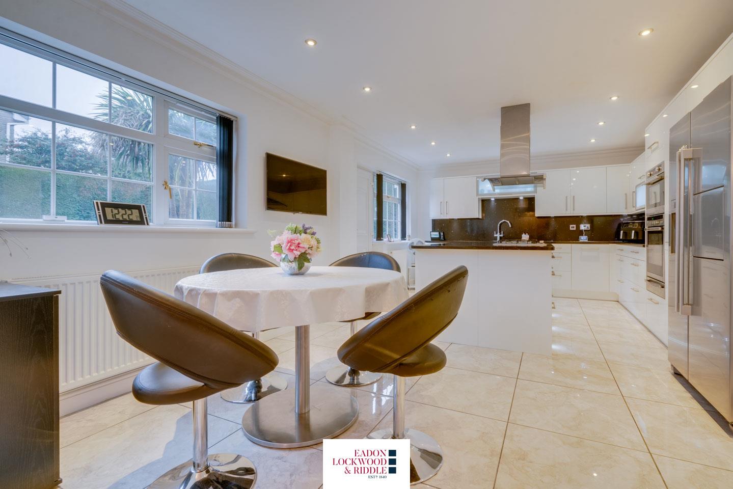 68, Queensway, Moorgate, Rotherham, S60 3EE
