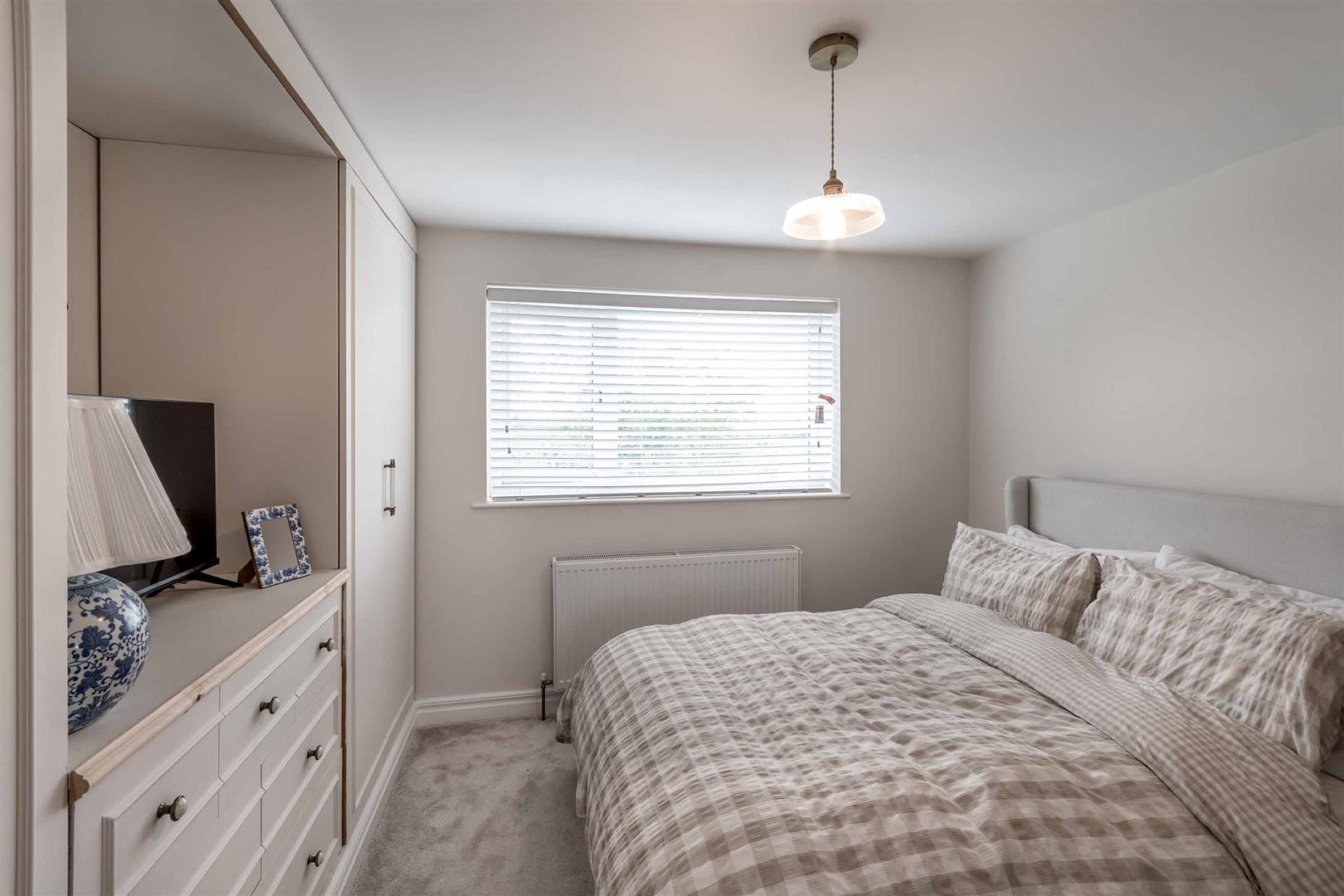 122, Bawtry Road, Bramley, Rotherham, S66 2UE