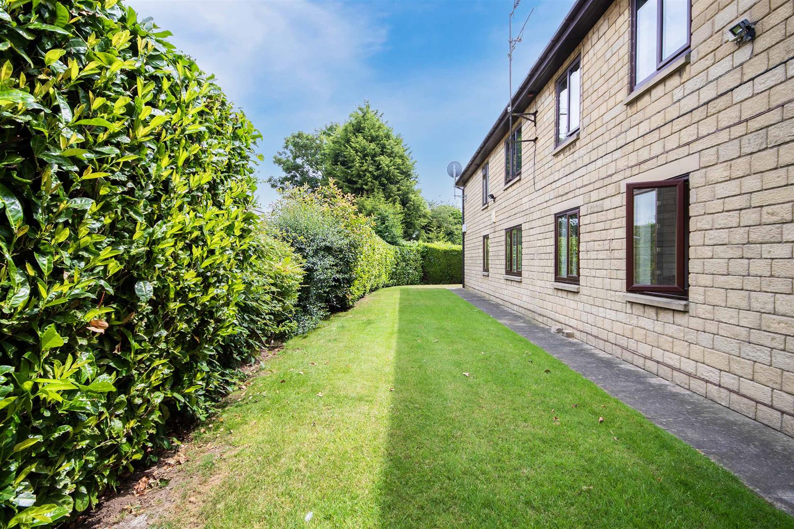 12, Gorseland Court, Wickersley, Rotherham, S66 1DW