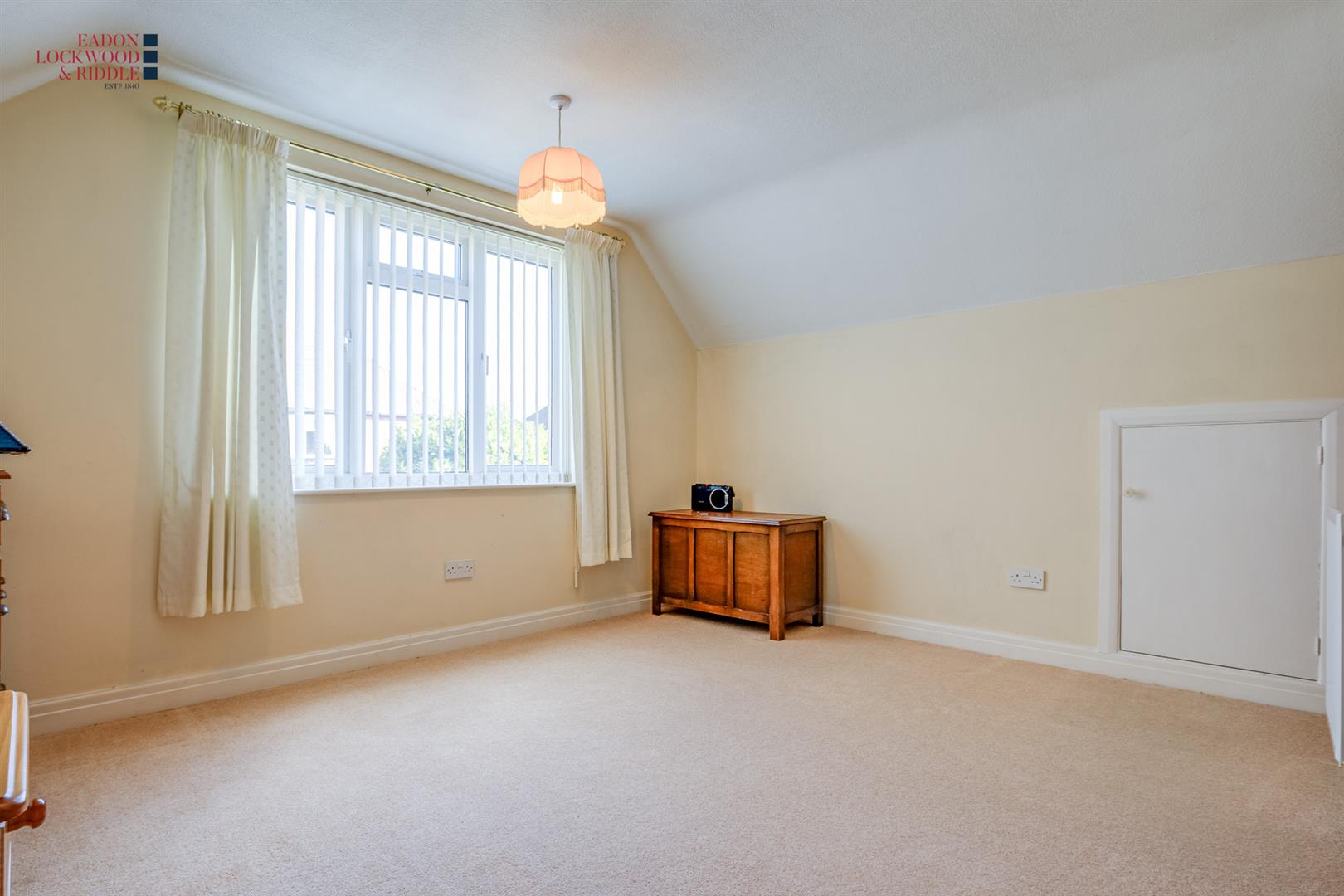 49, Stag Crescent, Rotherham, S60 3NX