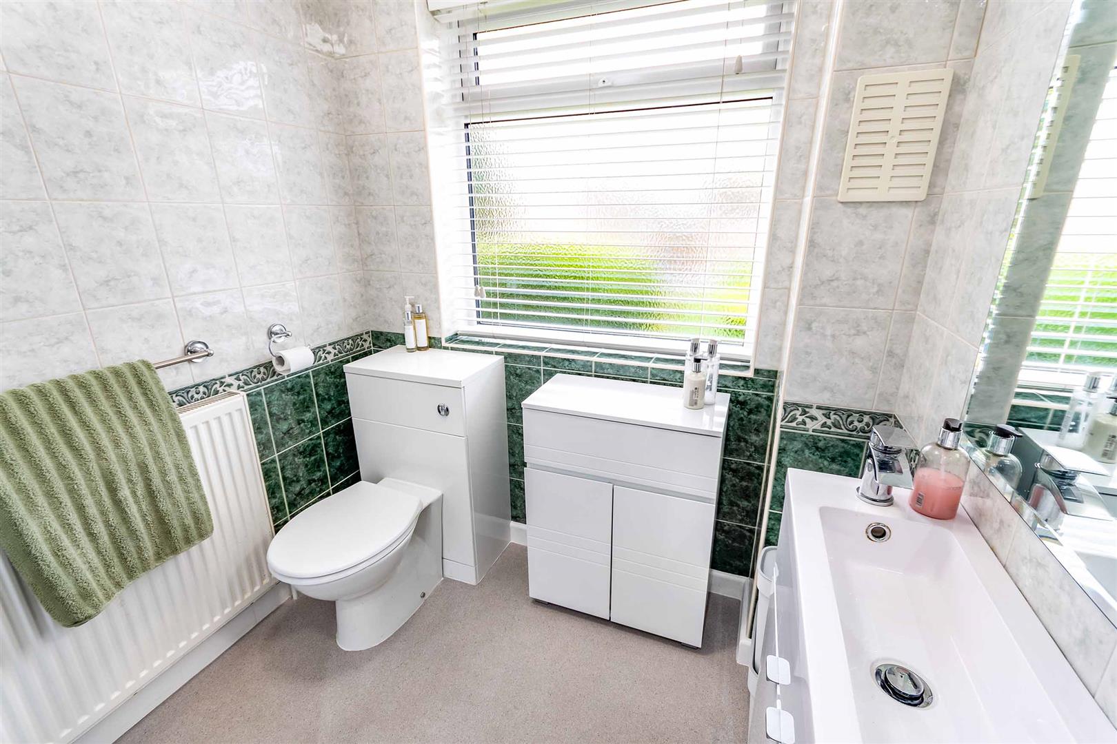 16, Shoreham Drive, Rotherham, S60 3DS