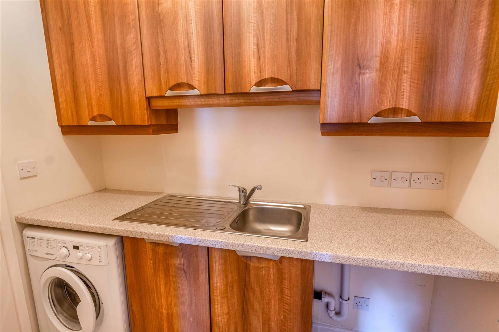 4, Greaves Sike Lane, Micklebring, Rotherham, S66 7RR