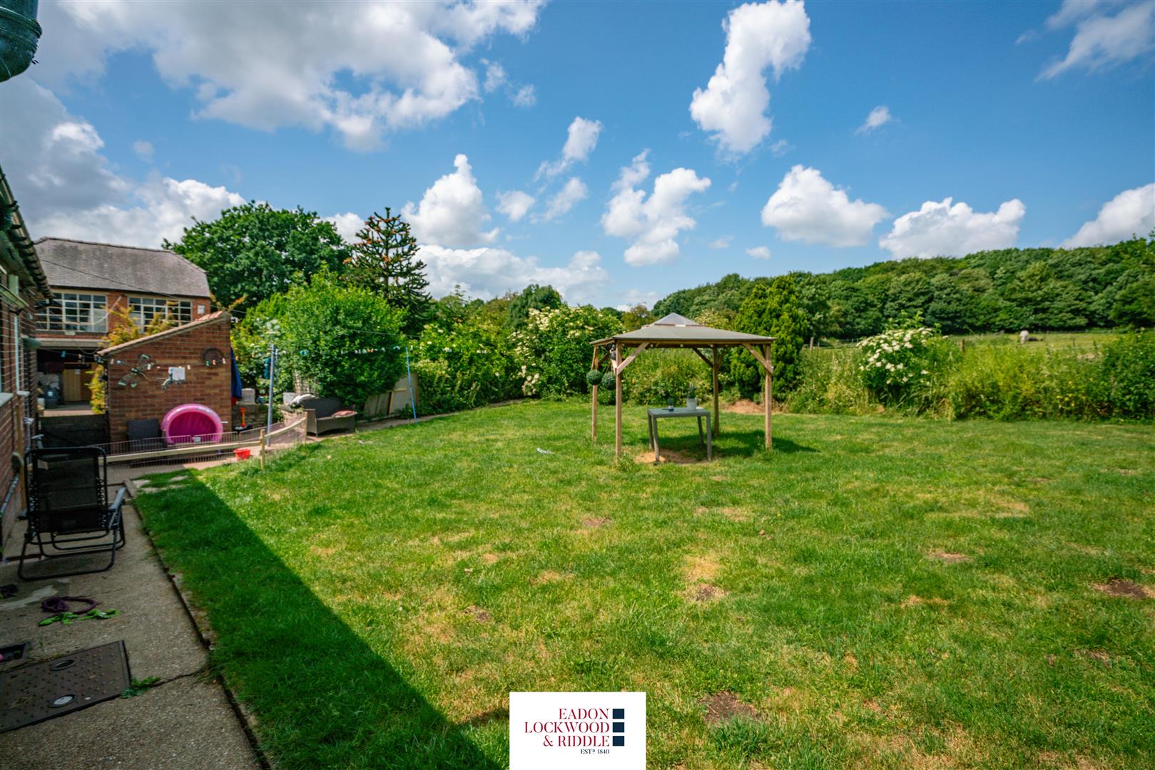 Woodside Bungalow, Second Lane, Wickersley, Rotherham, S66 1EE