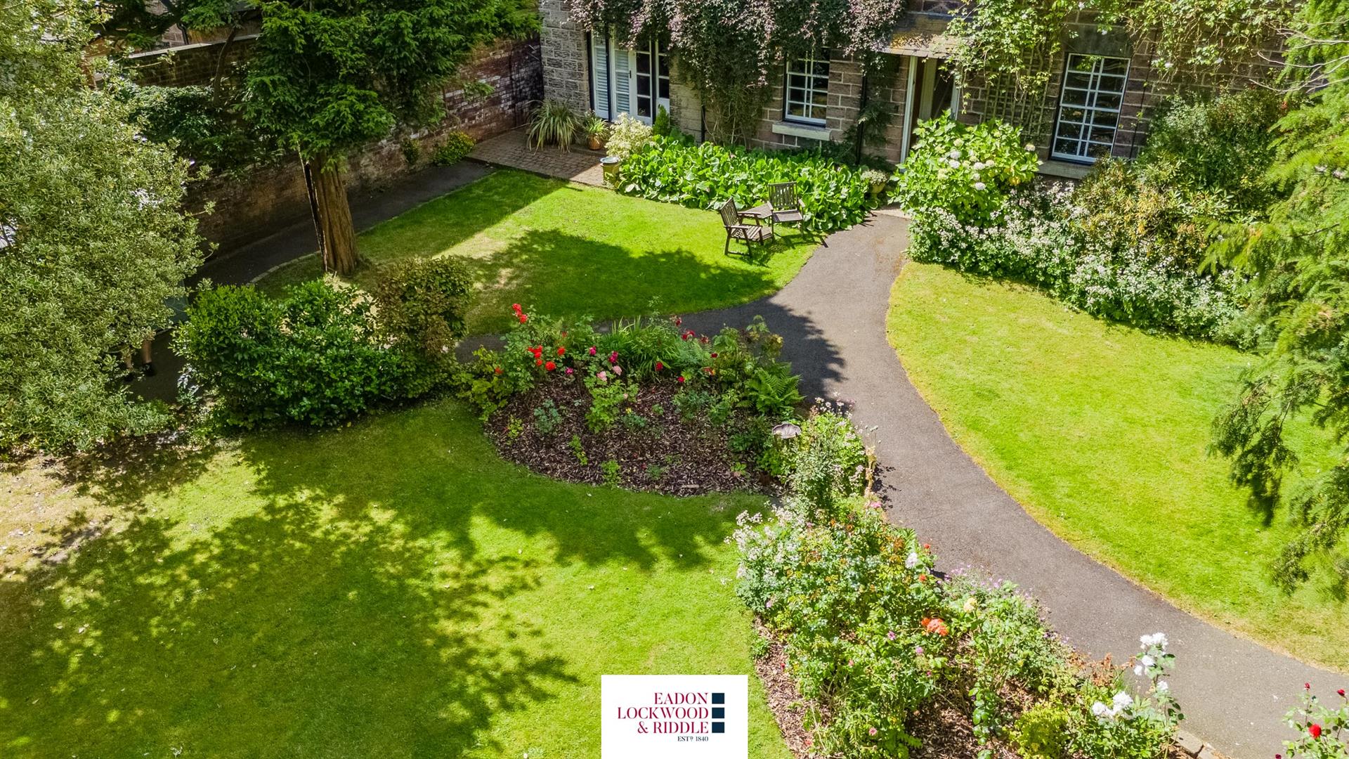 Sycamore Cottage 69, Moorgate Road, Rotherham, S60 2TP