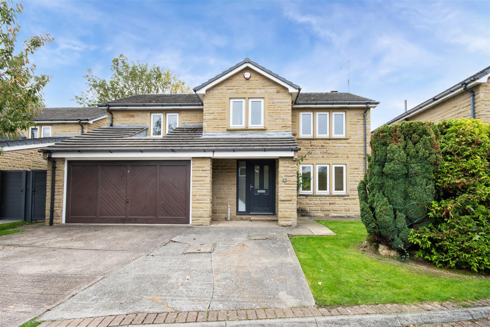 2, Whiston Green, Whiston, Rotherham, S60 4JX