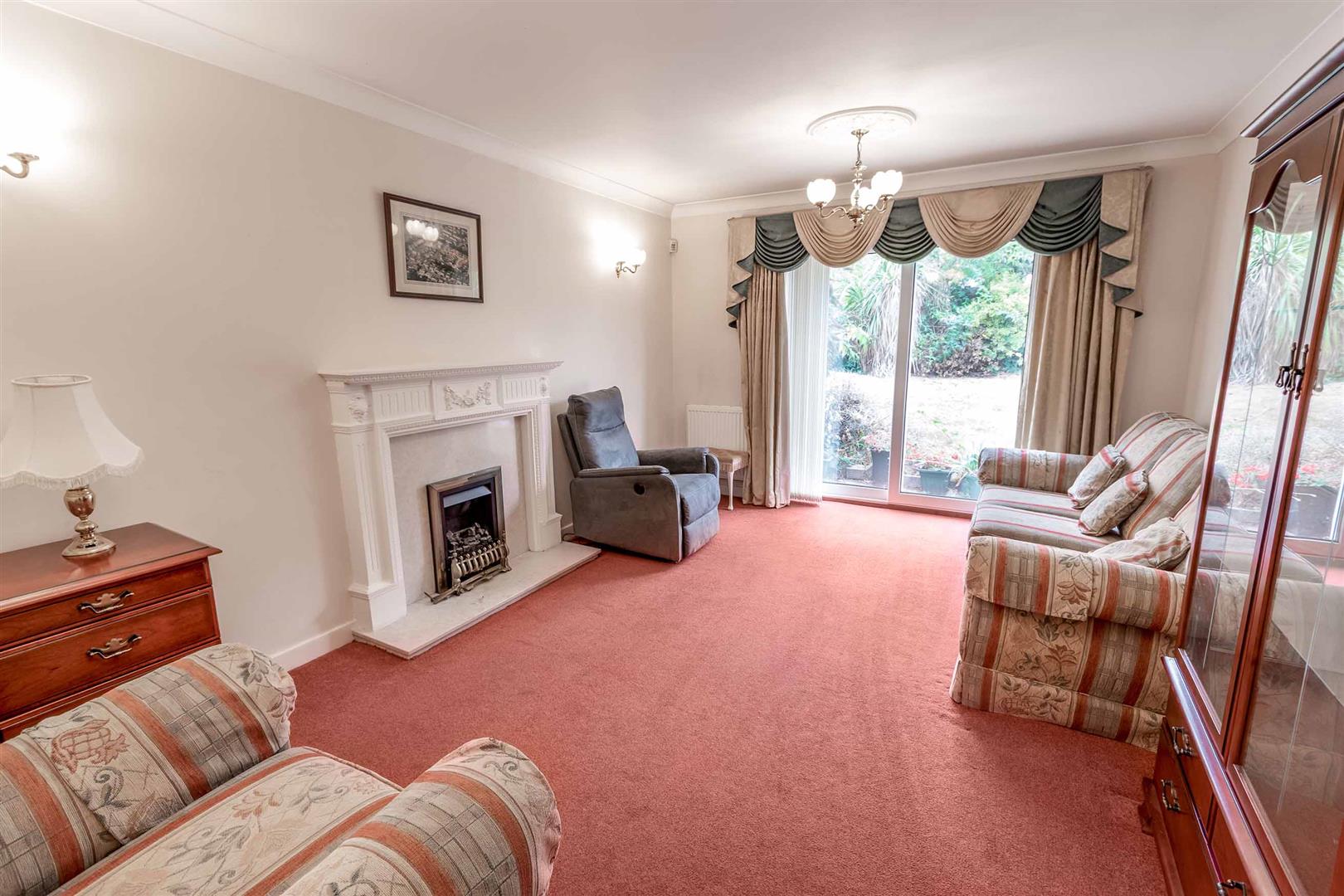 60, Warren Hill, Rotherham, S61 3SX