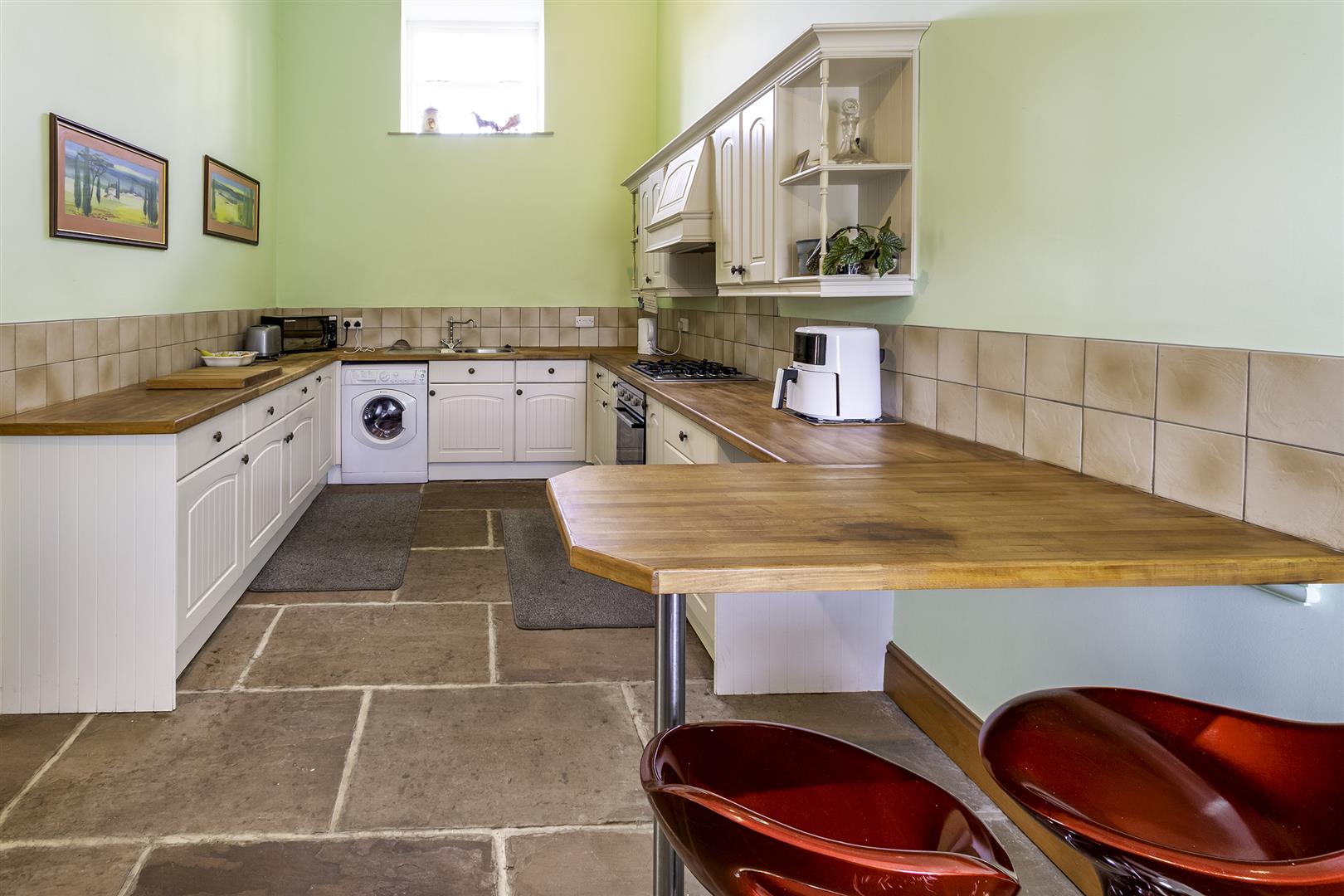 The Coach House, Doncaster Road, Hooton Roberts, Rotherham, S65 4PF