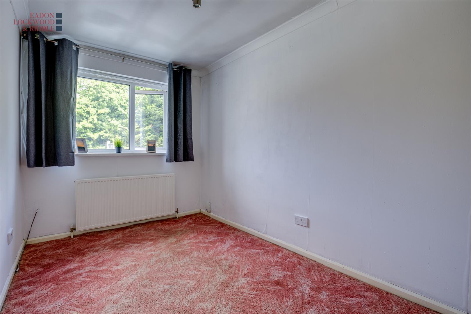 90, Hill View Road, Rotherham, S61 2AJ