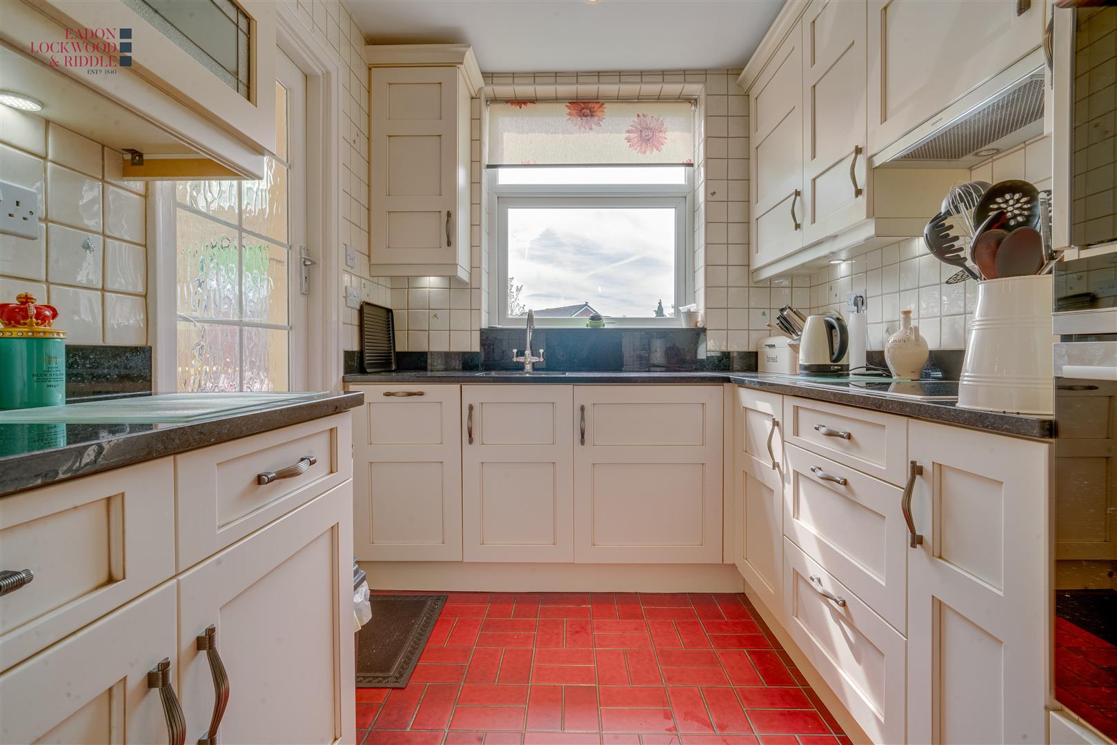 Farndale, Sitwell Grove, Rotherham, S60 3AY