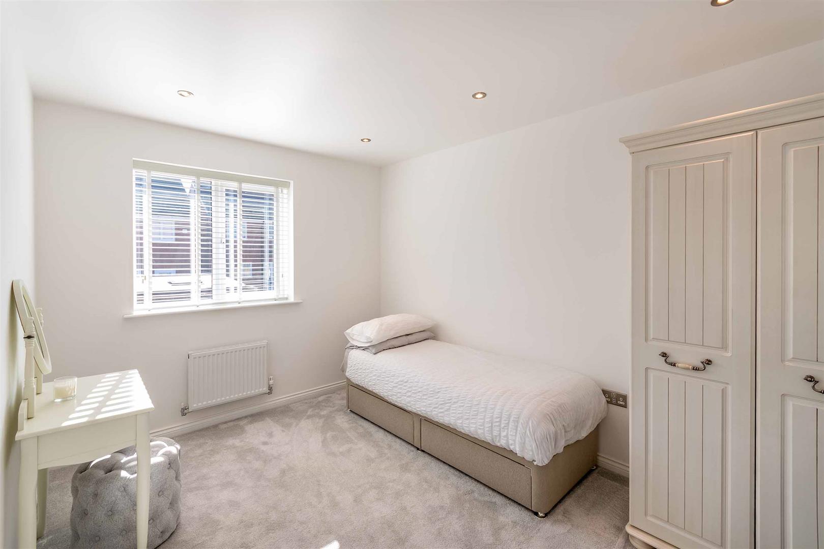 3, Three Bells Close, Wickersley, Rotherham, S66 1BS