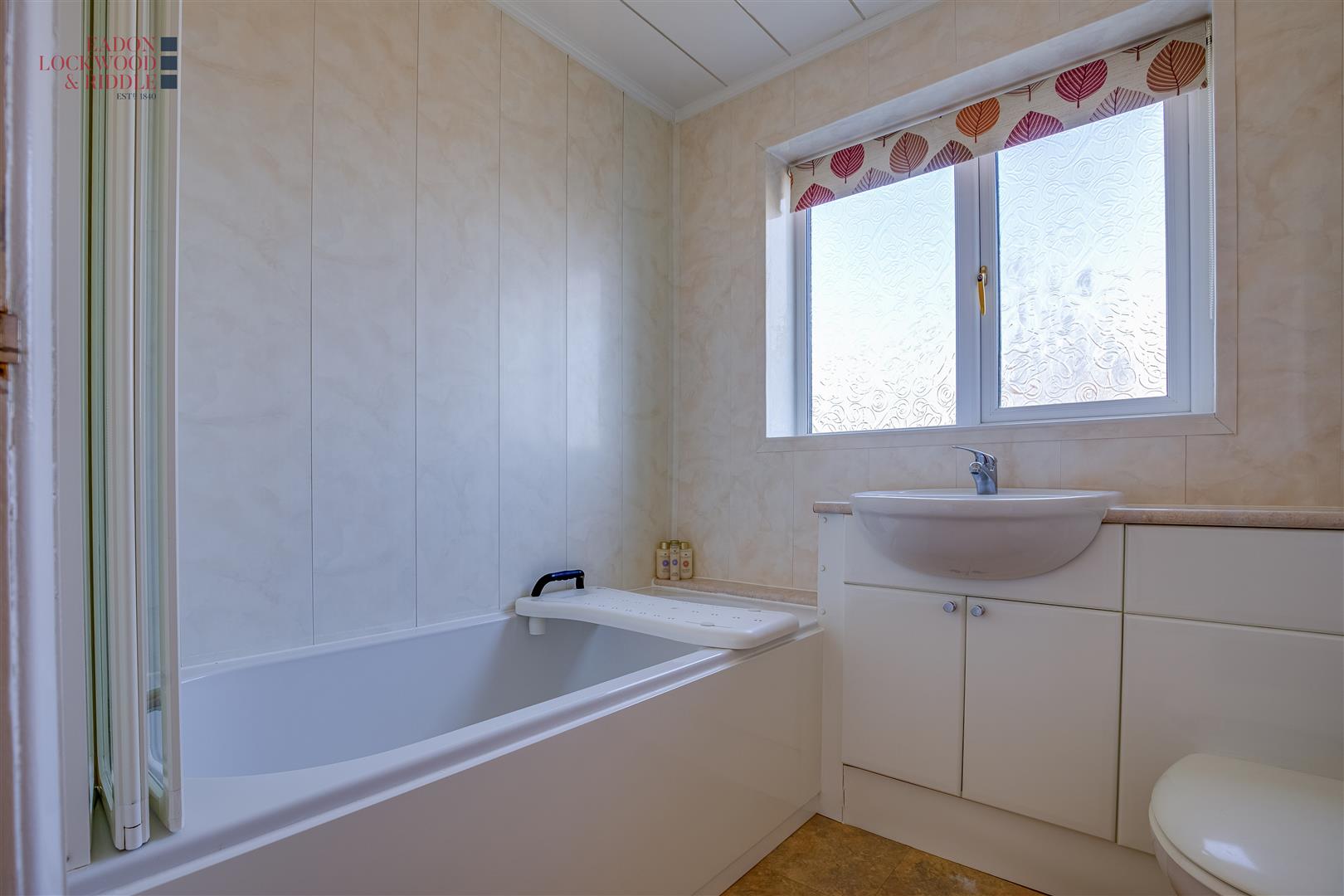 16, Austwood Lane, Braithwell, Rotherham, S66 7AX