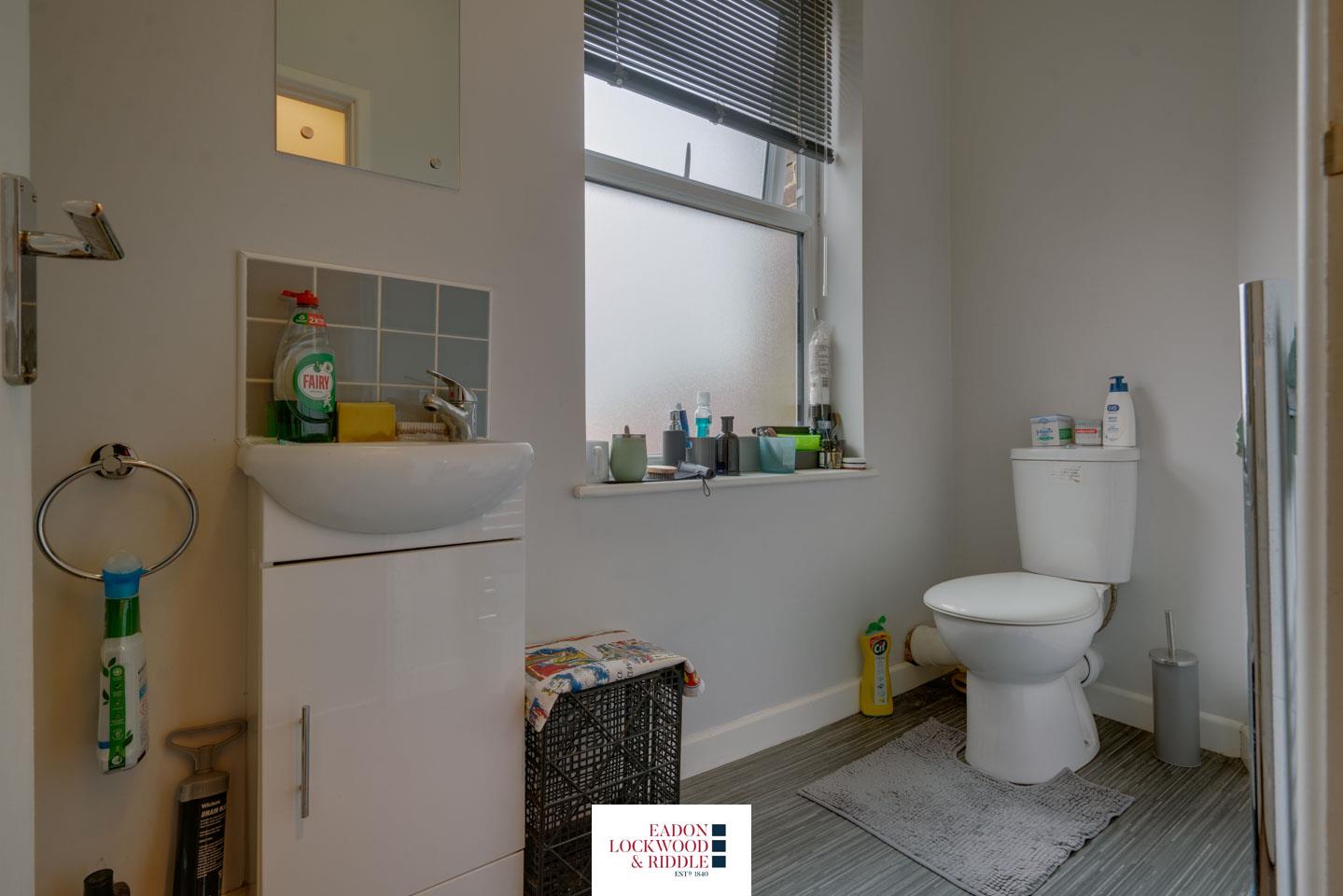 31, Melville Street, Wombwell, Barnsley, S73 8HJ