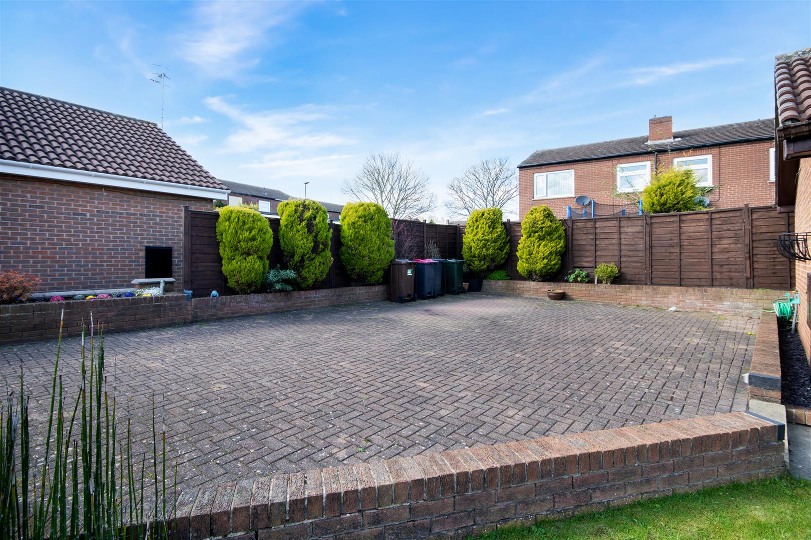 16, Moorhouse Close, Whiston, Rotherham, S60 4NN