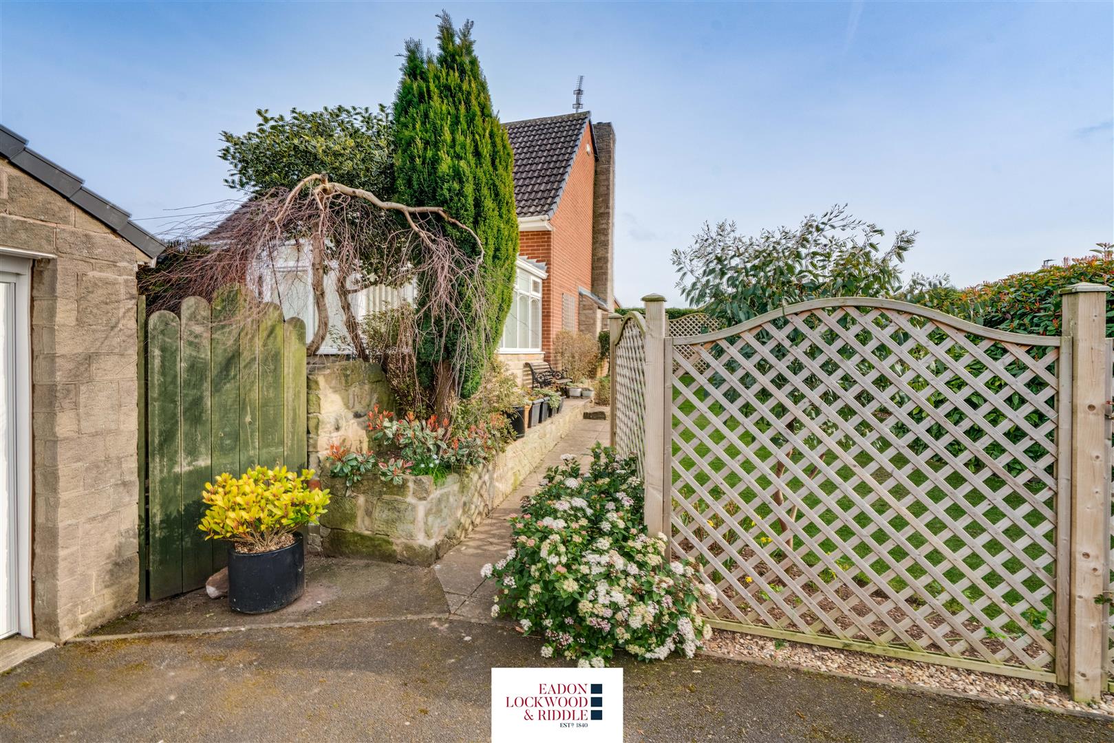 52, St. Albans Way, Wickersley, Rotherham, S66 1AD
