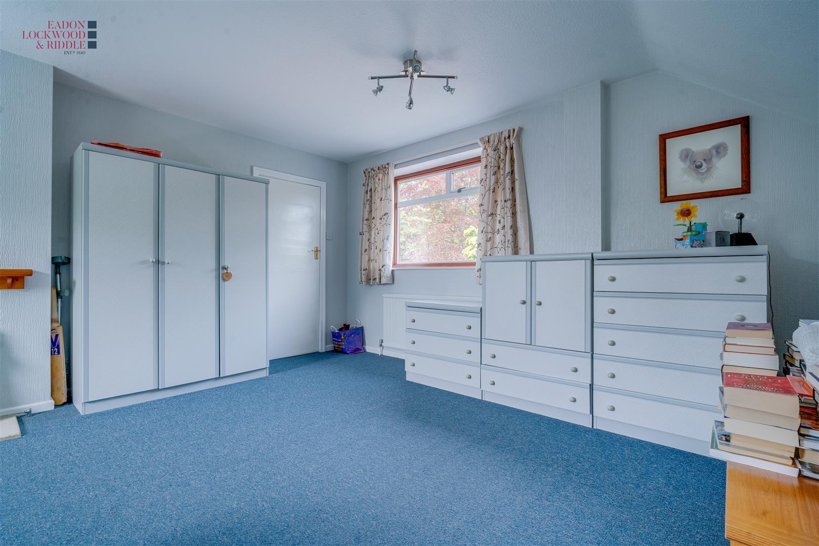 Farndale, Sitwell Grove, Rotherham, S60 3AY