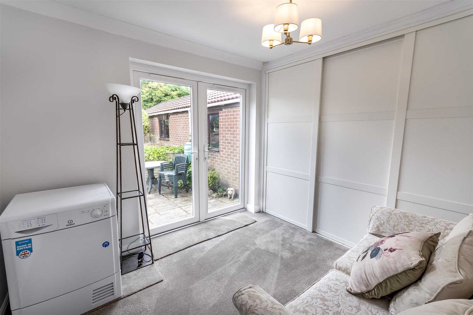 15, Moorhouse Close, Whiston, Rotherham, S60 4NN