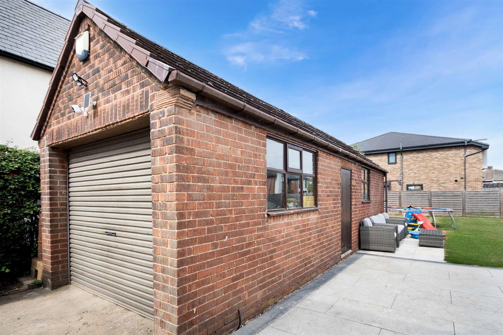 Thornfield, Lings Lane, Wickersley, Rotherham, S66 1JP