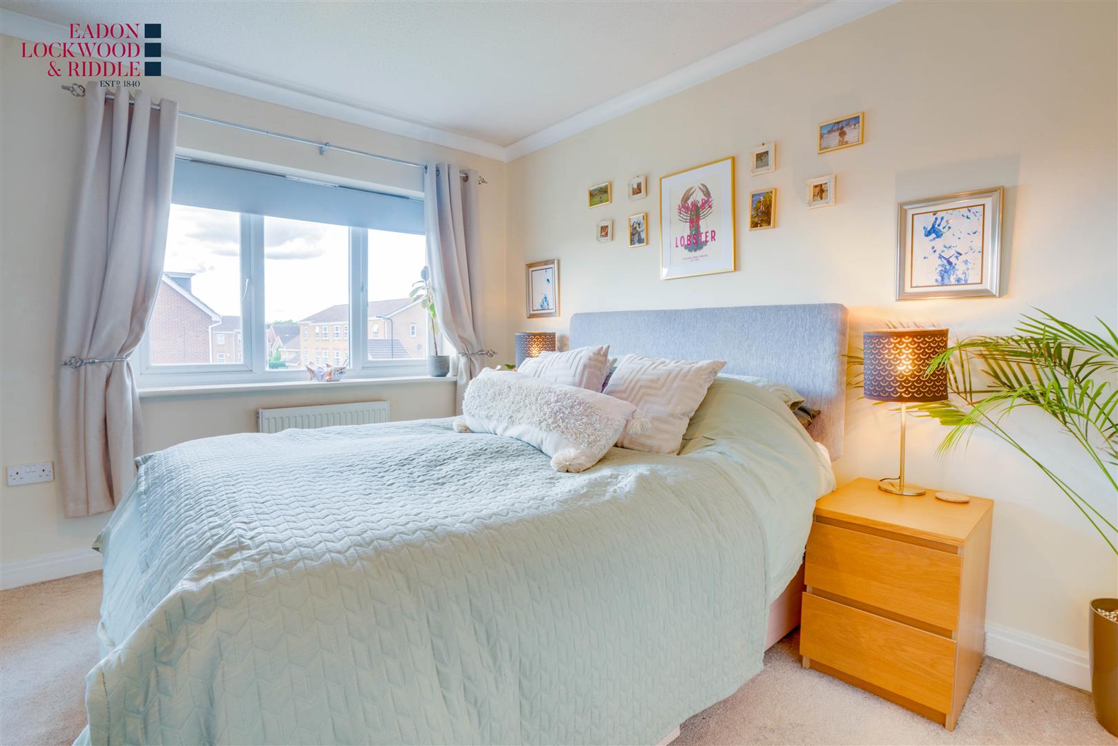 7, Peak Close, Woodlaithes, Rotherham, S66 3XD