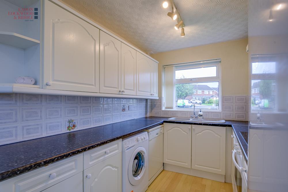 27, Autumn Drive, Maltby, Rotherham, S66 7DZ