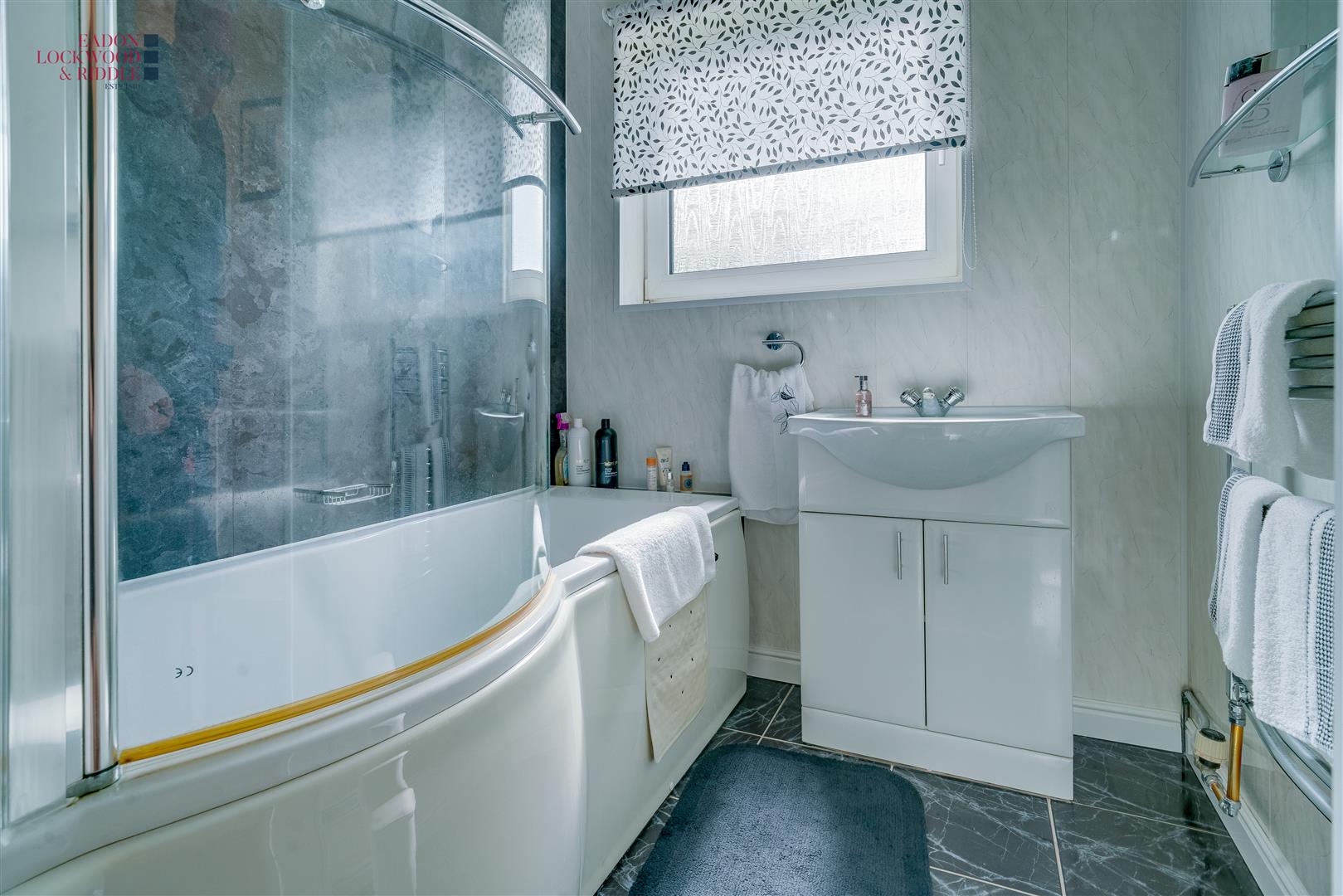 Farndale, Sitwell Grove, Rotherham, S60 3AY