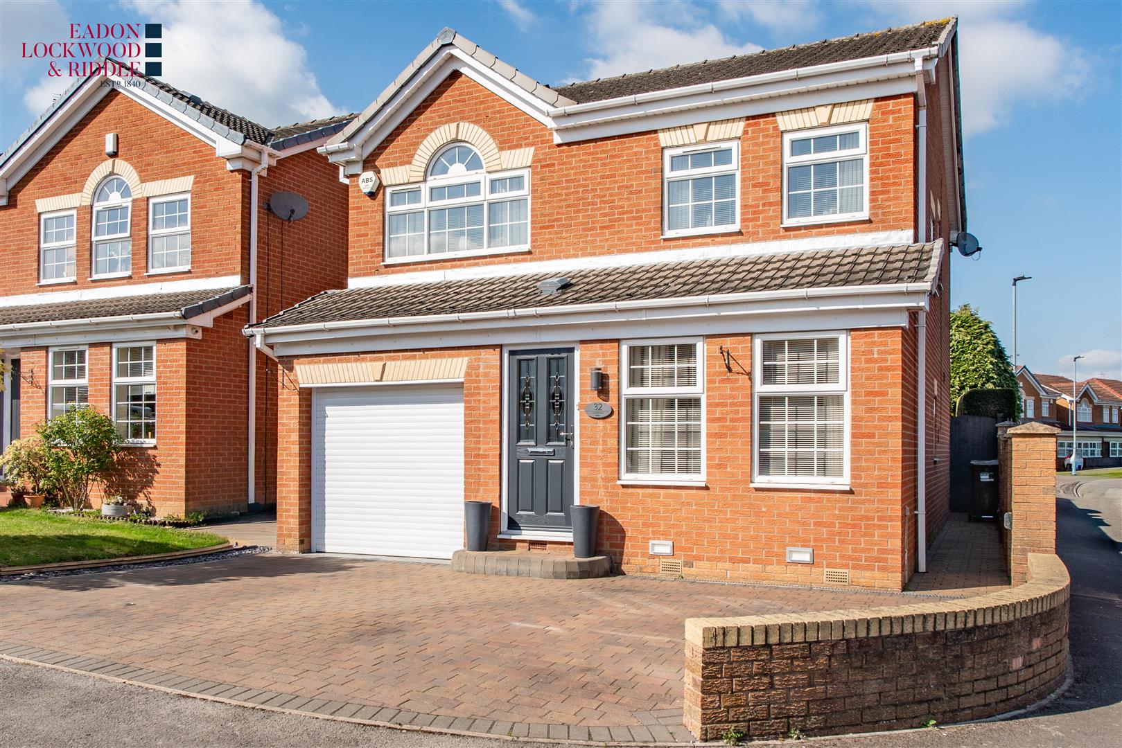 32, Stratford Way, Bramley, Rotherham, S66 1WN