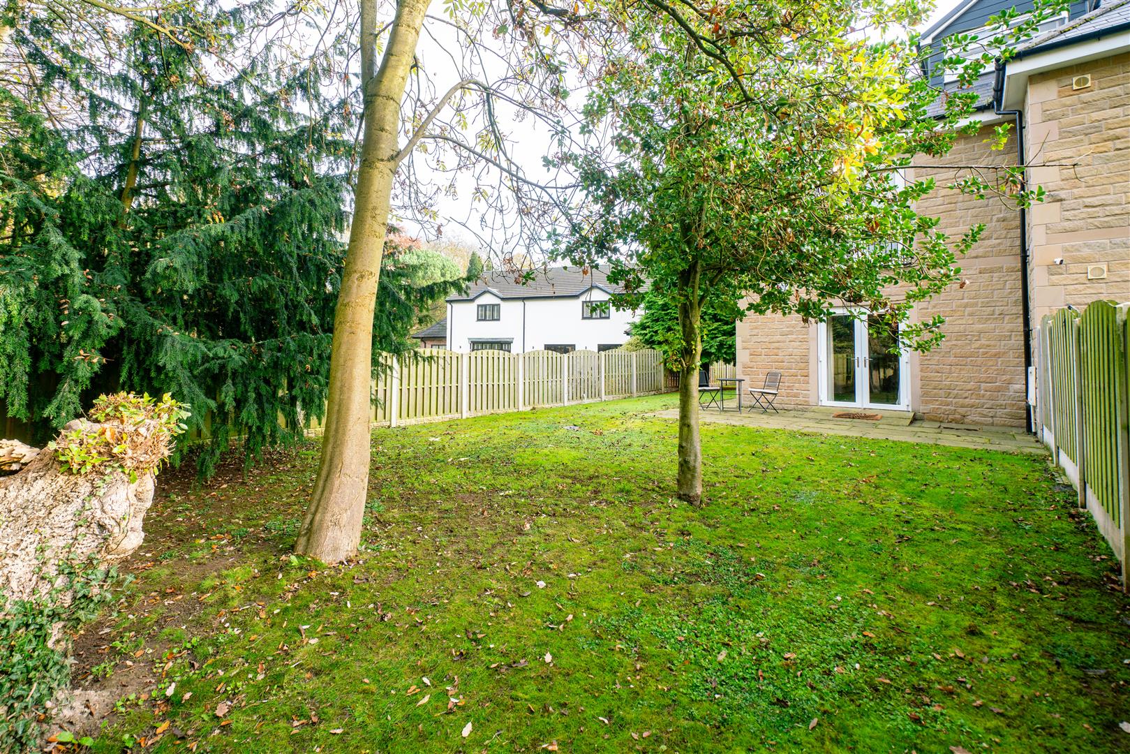 Apartment 8, Manor House, 181 Doncaster Road, Thrybergh, Rotherham, S65 4NS