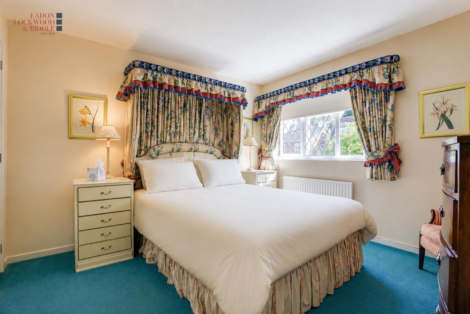 8, Whiston Vale, Whiston, Rotherham, S60 4JJ