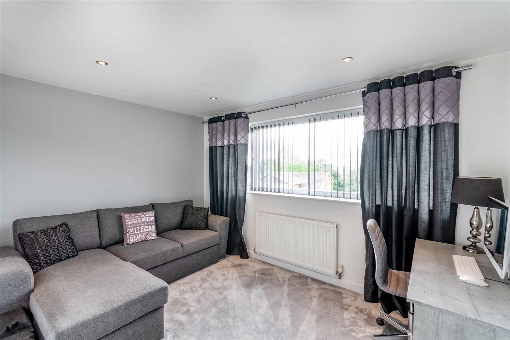 12, Middle Drive, Moorgate, S60 3DJ