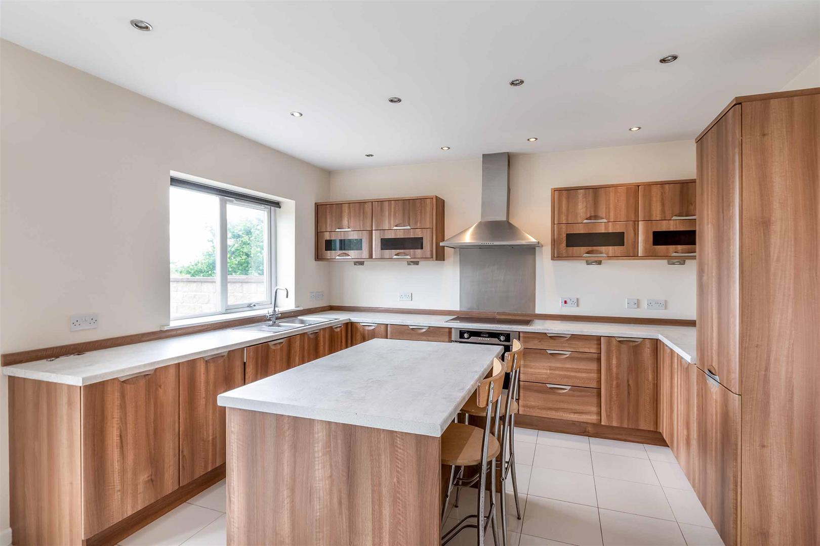 4, Greaves Sike Lane, Micklebring, Rotherham, S66 7RR