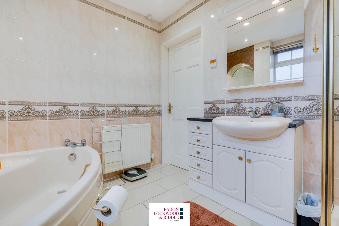 68, Queensway, Moorgate, Rotherham, S60 3EE