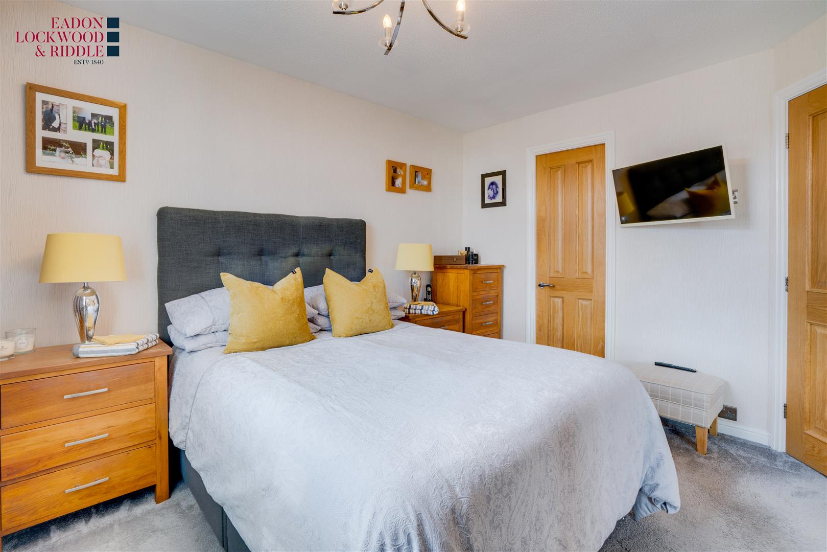 32, Stratford Way, Bramley, Rotherham, S66 1WN