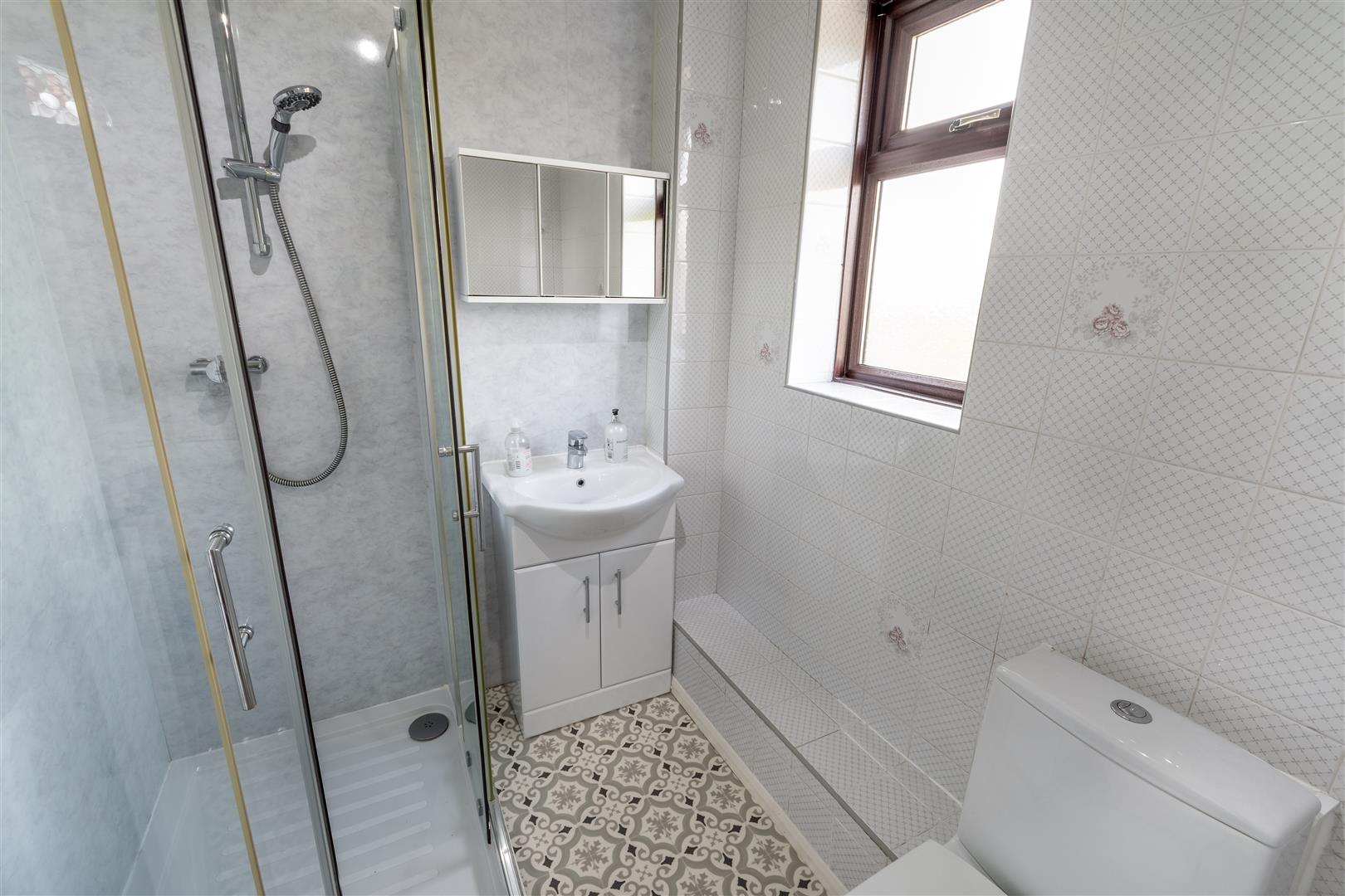 18, Lytham Avenue, Dinnington, Sheffield, S25 2TB