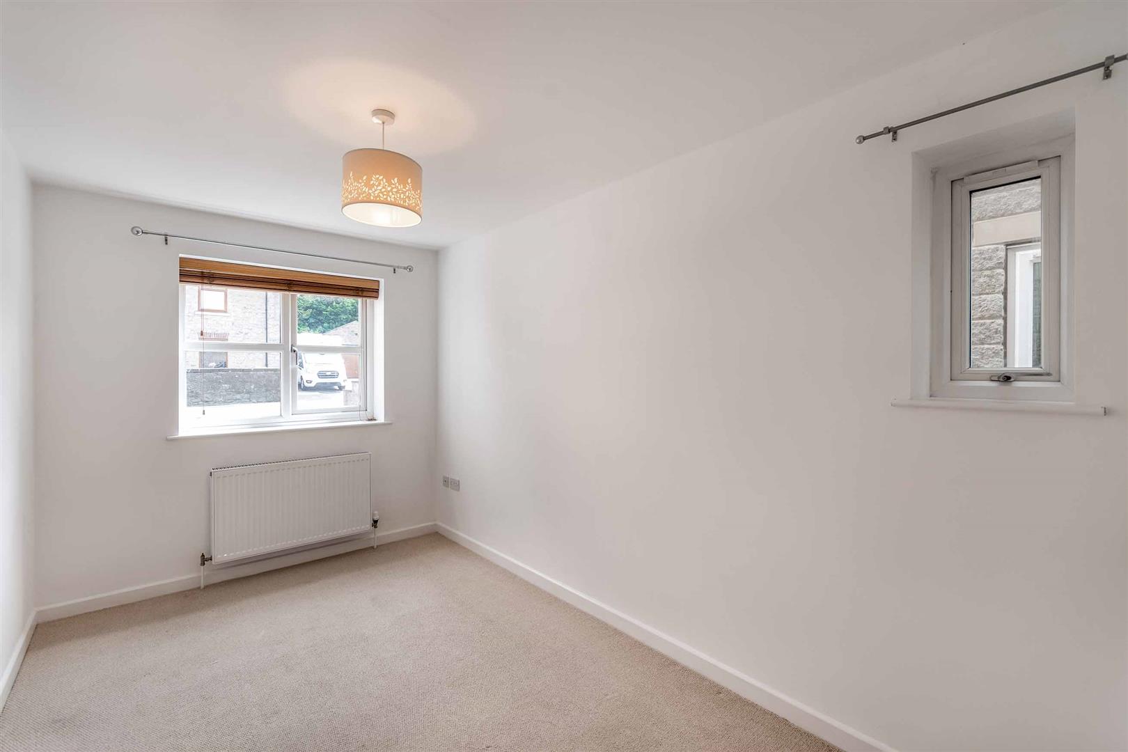 4, Greaves Sike Lane, Micklebring, Rotherham, S66 7RR